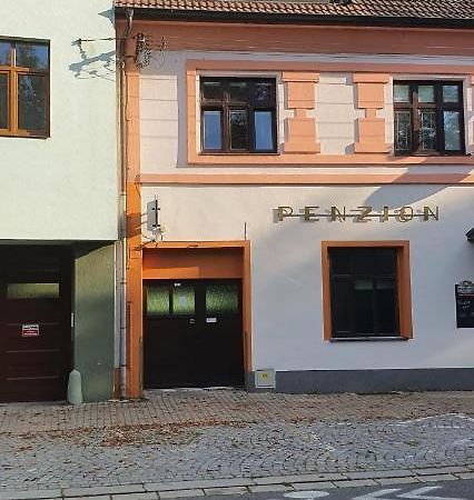 Penzion U Kohoutka Pardubice Exterior photo