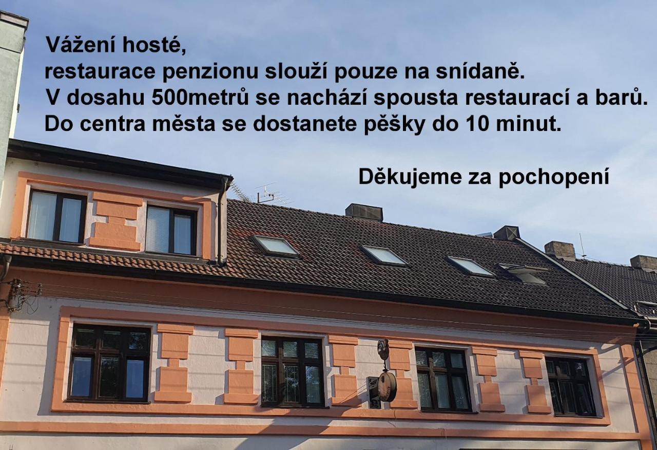 Penzion U Kohoutka Pardubice Exterior photo