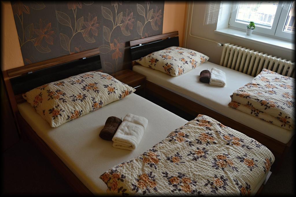 Penzion U Kohoutka Pardubice Room photo